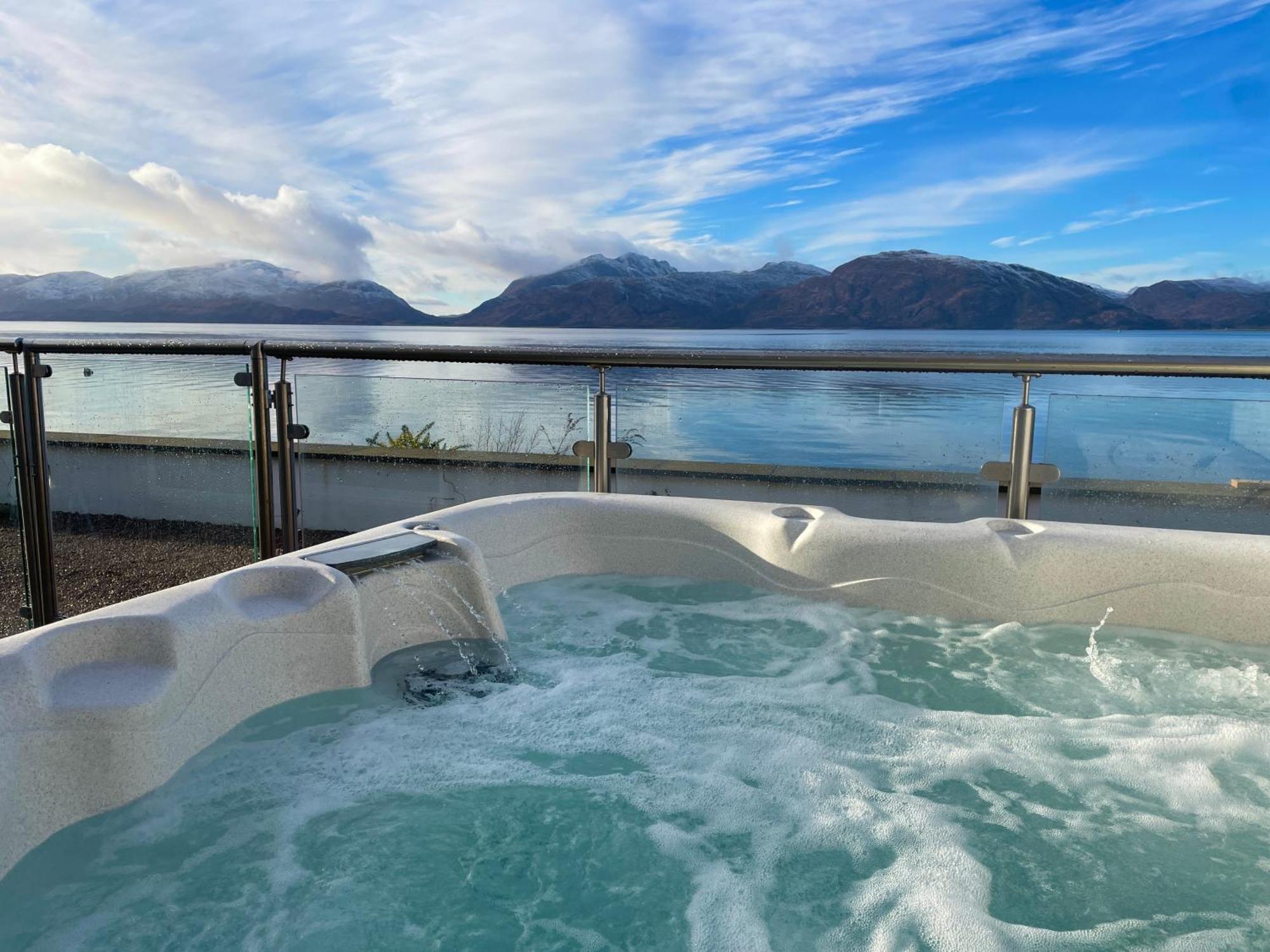 Beach Houses With Hot Tubs Glencoe Exterior foto
